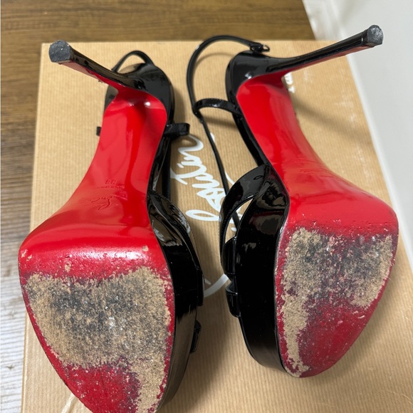 Christian Louboutin Veracite 130 Patent - Picture 6 of 6